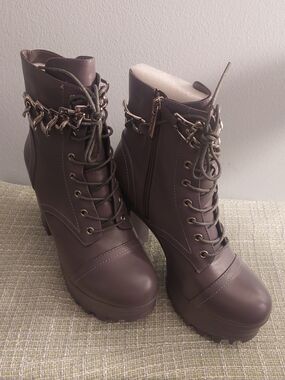 Lace-Up Platform Ankle Boots in Dark Grey with Chain Trim